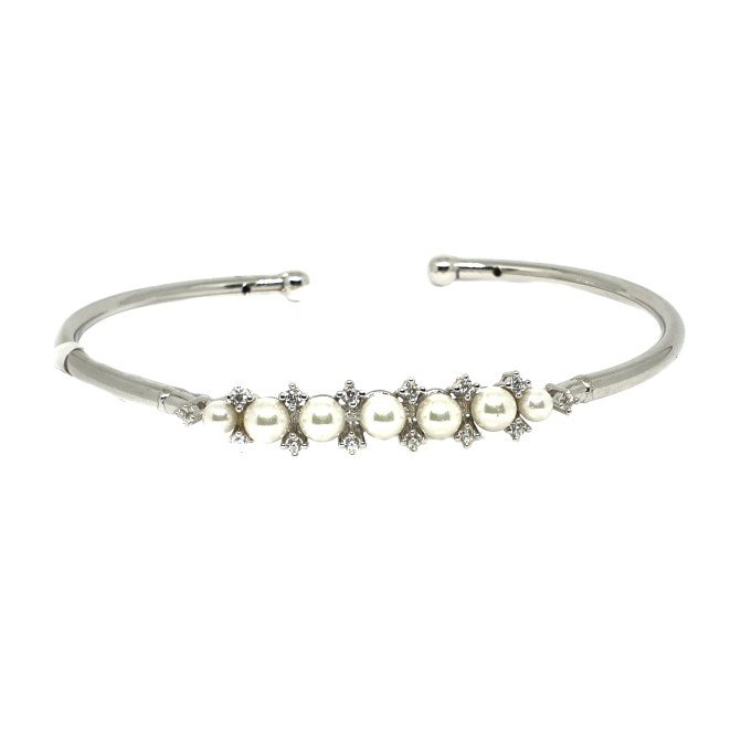 925 Sterling Silver Pearl Bracelet...